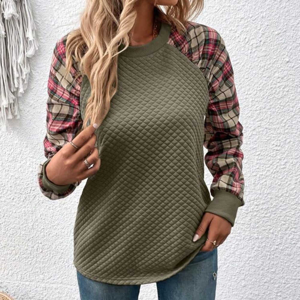 New green raglan sleeve sweatshirt